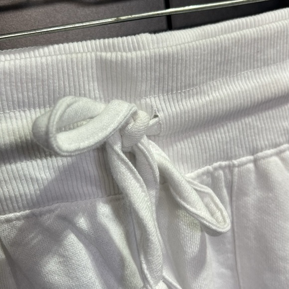 The Sweatshirt Project,Elastic drawstring waist, hip pockets,cotton poly shorts - Picture 3 of 9